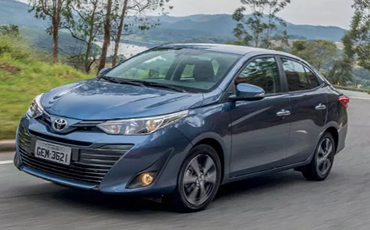 Toyota Yaris Sedan AT